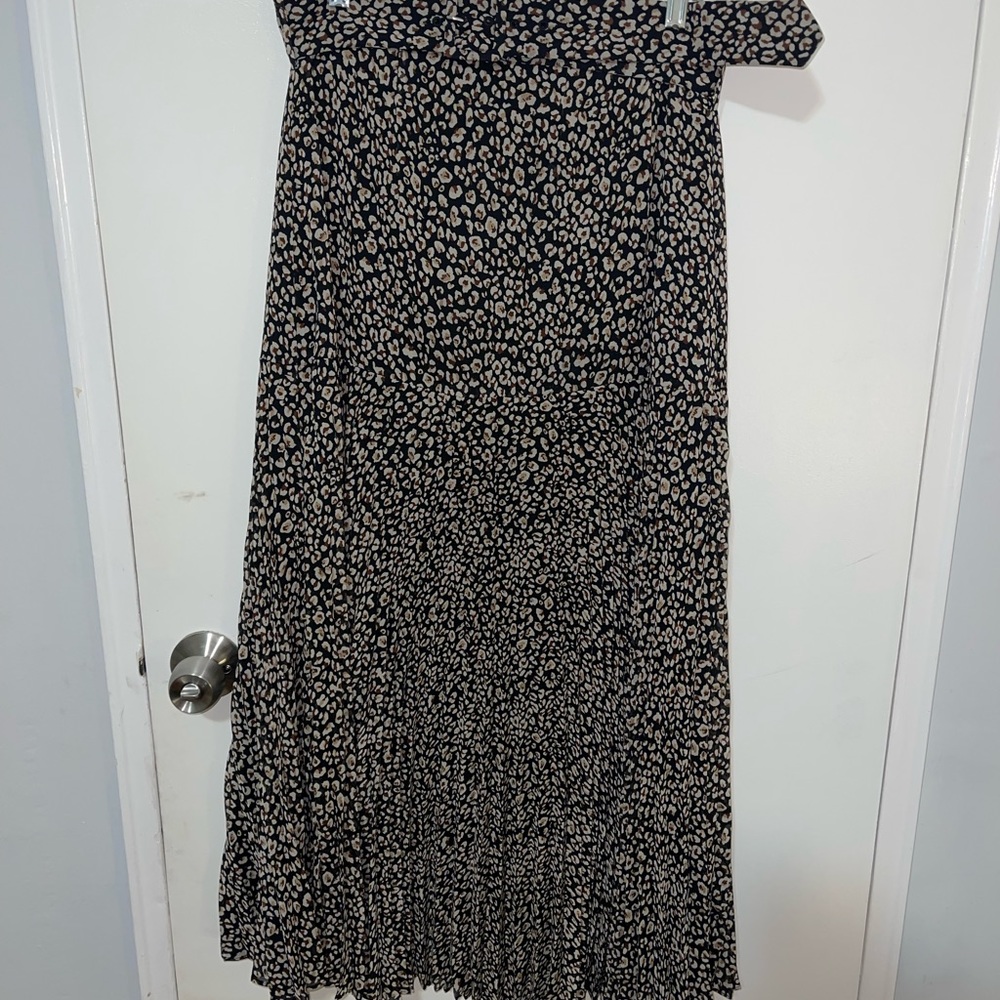 BARDOT pleated leopard midi skirt